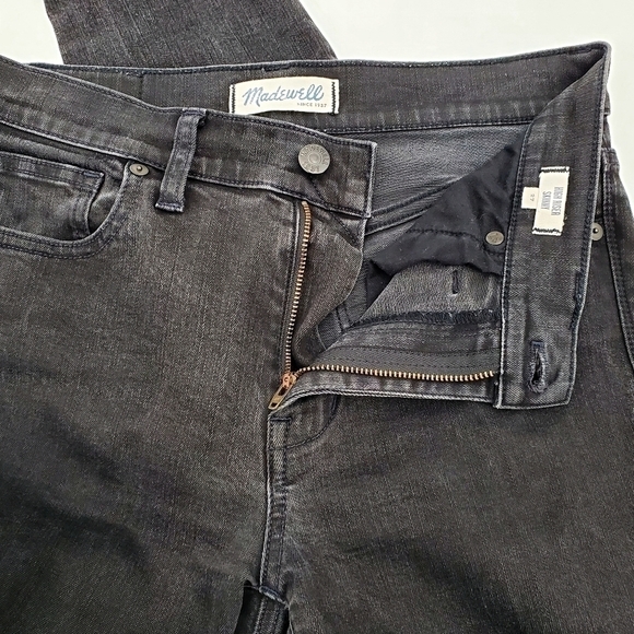 Madewell High Riser Skinny Skinny Jeans in Black Forest Wash - Picture 6 of 9